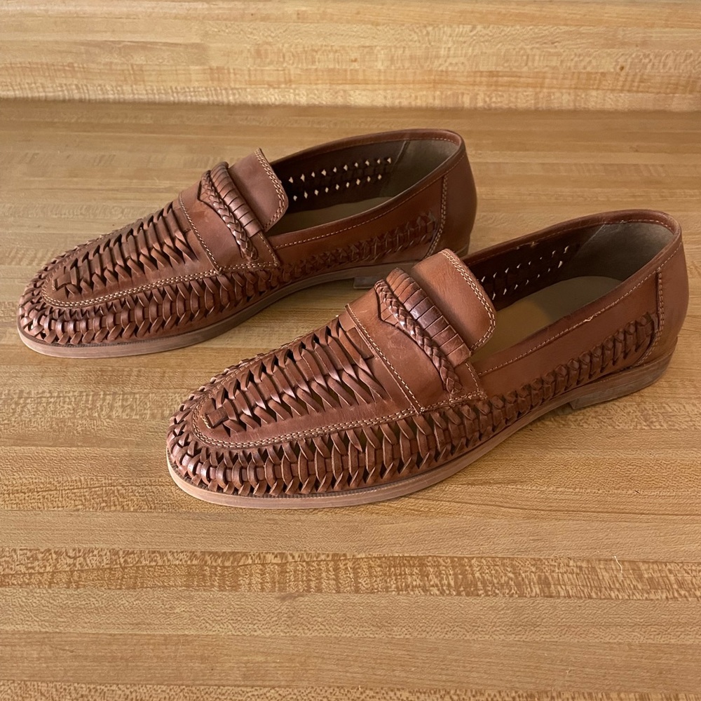 Brand Diba True loafers, size 9.5M, color is brown